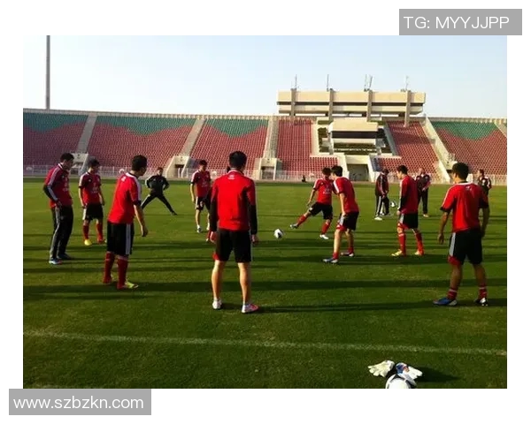 国足顺利抵达苏州开启新一轮训练备战全力冲击国际赛事